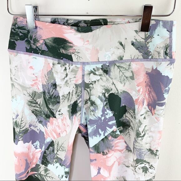 Fabletics Salar Floral Power Hold Active Leggings NWT XS Pink Gray - Picture 2 of 12